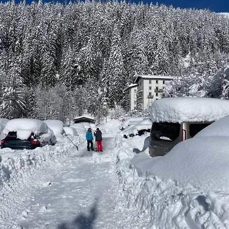 Stylish Alpine Base Near Le Tour & Argentiere Διαμέρισμα *