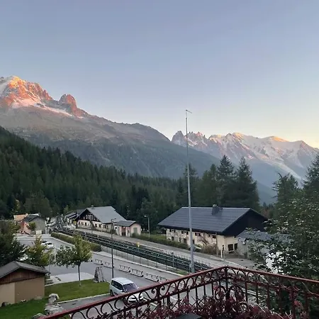 Stylish Alpine Base Near Le Tour & Argentiere * Chamonix
