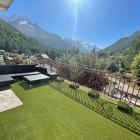 Stylish Alpine Base Near Le Tour & Argentiere *