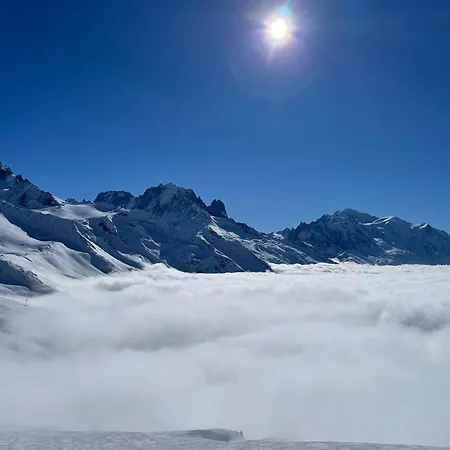 Stylish Alpine Base Near Le Tour & Argentiere Apartamento Chamonix