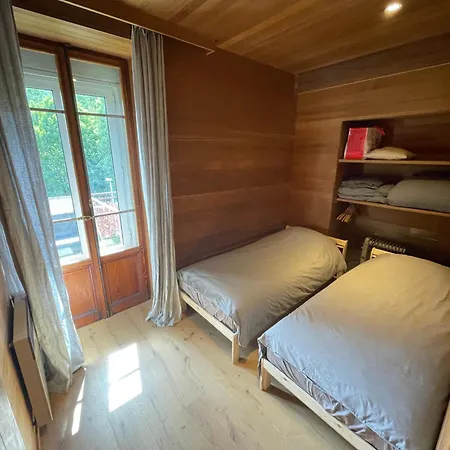 Stylish Alpine Base Near Le Tour & Argentiere Apartamento